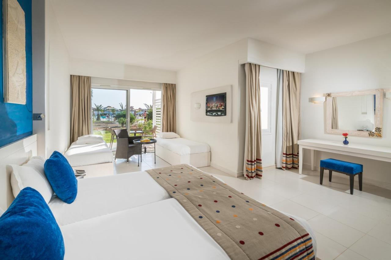 Iliade Aqua Park Hotel Taguermess Екстериор снимка